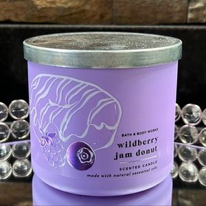 Bath & Body Works Wildberry Jam Donut